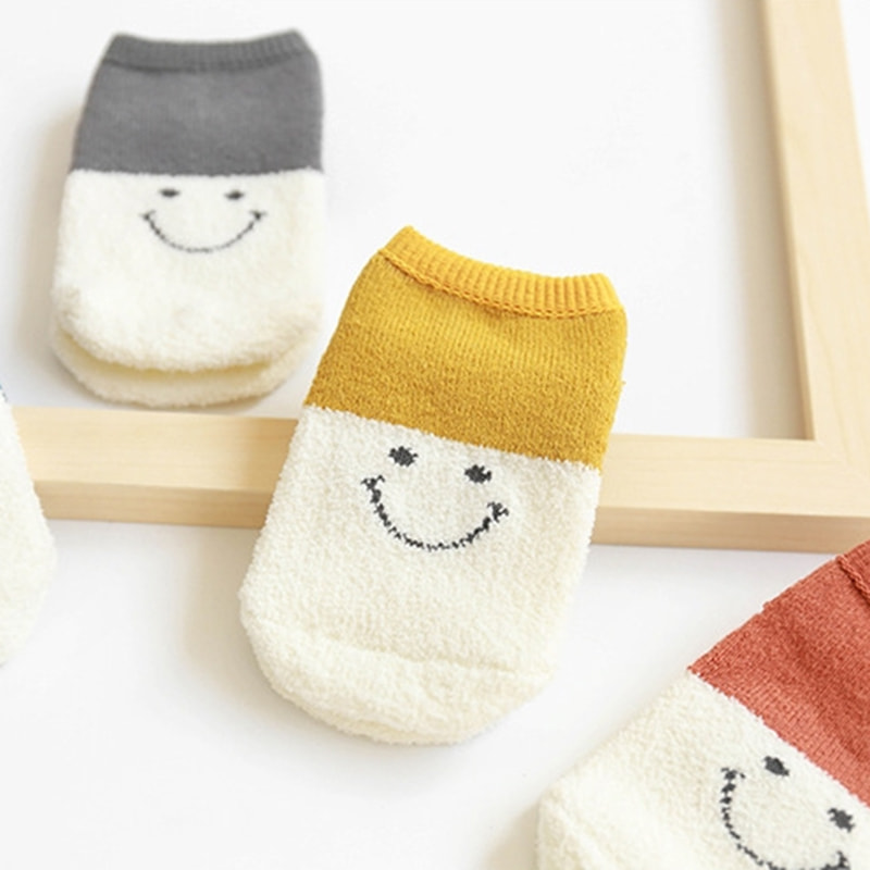 Children's Socks Autumn and Winter Cartoon Smiley Face with Plush Baby Loop Socks