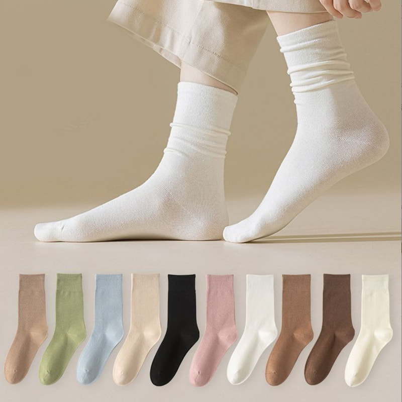 Solid Color Autumn/Winter Retro Style Pile Socks White Socks