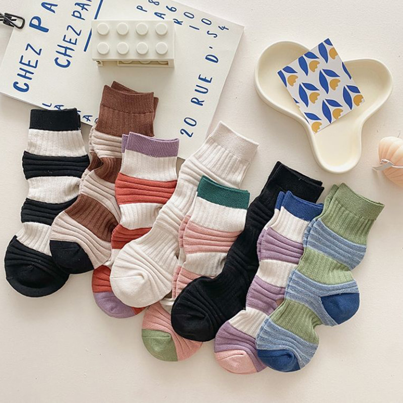 Lantern Socks, Large Intestine Socks, Internet Famous Personalized Socks, Women's Spring And Summer Outerwear, Contrasting Color Pleated Mid Tube Socks, Japanese Pile Socks